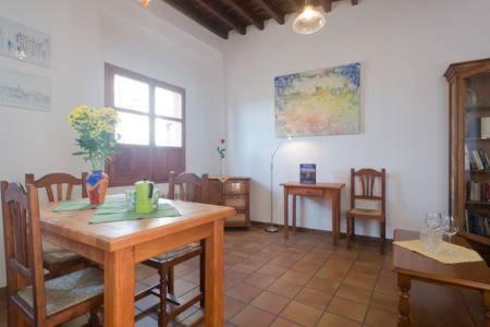 Spacious Sunny And Quiet Albayzin Apartament *